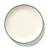 Dé Dinner Plates Variation 1 - Set of 4, Off White and Black