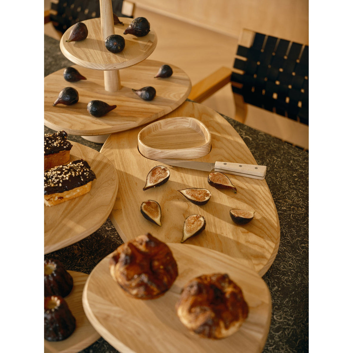 Dune 02 Cake Stand - Brown
