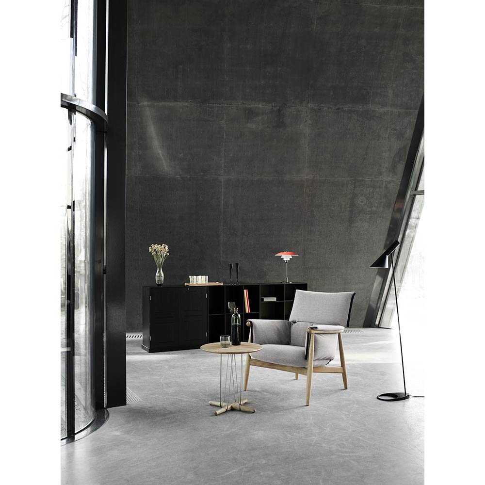 E021 Embrace Side Table - 18.9"W