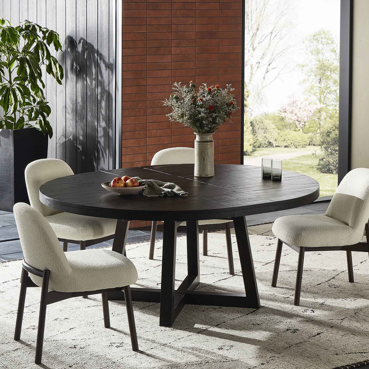 Eberwin Round Ext Dining Table - Dark Carbon