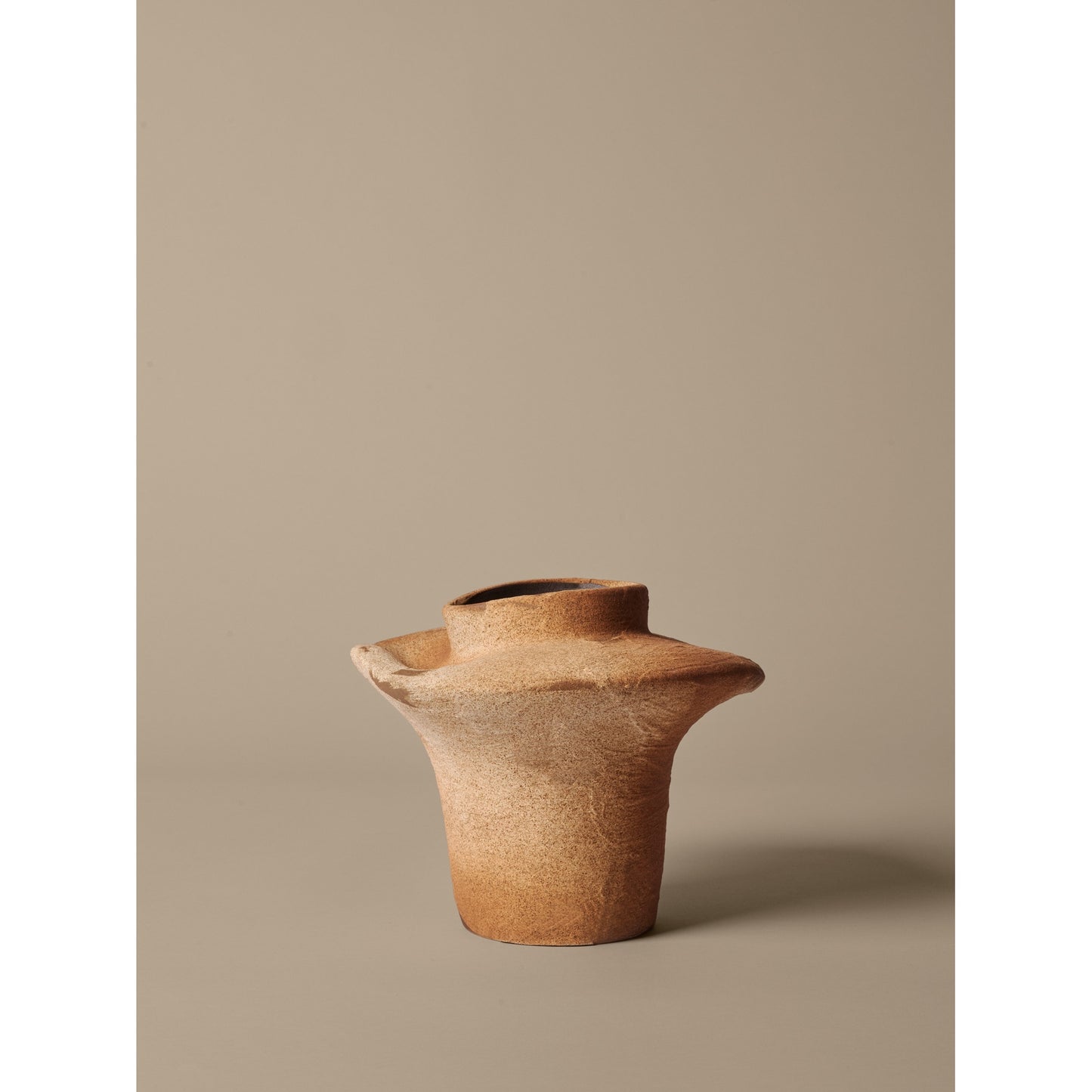 Evio Vase - Burnt Umber