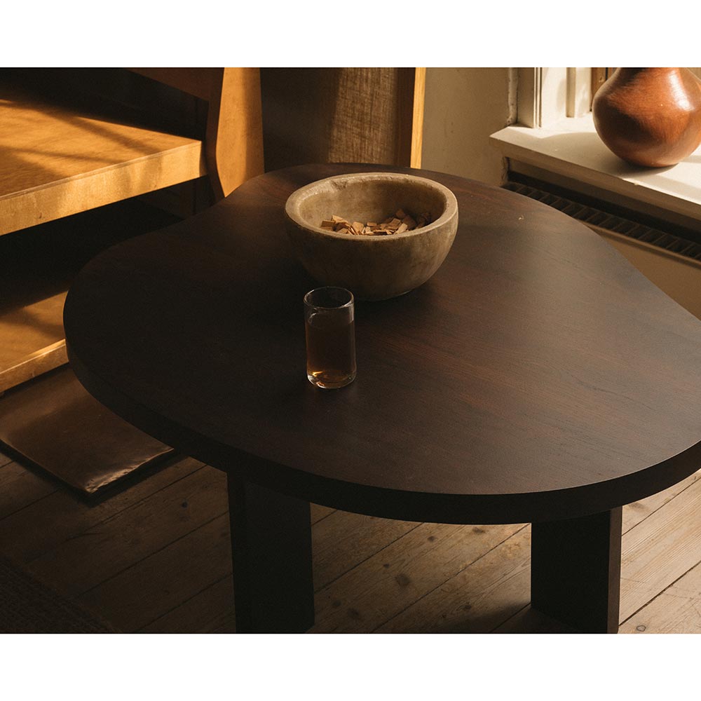 Farmhouse Coffee Table - Pond, Dark Oak