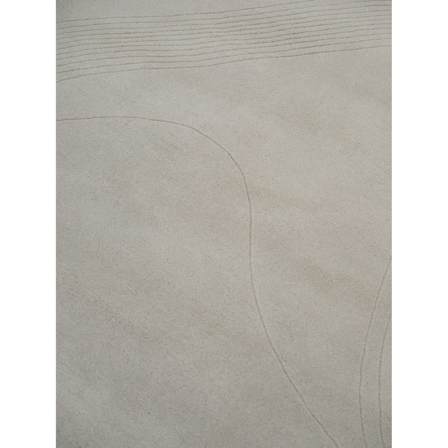 Fluid Arc Rug - Chalk