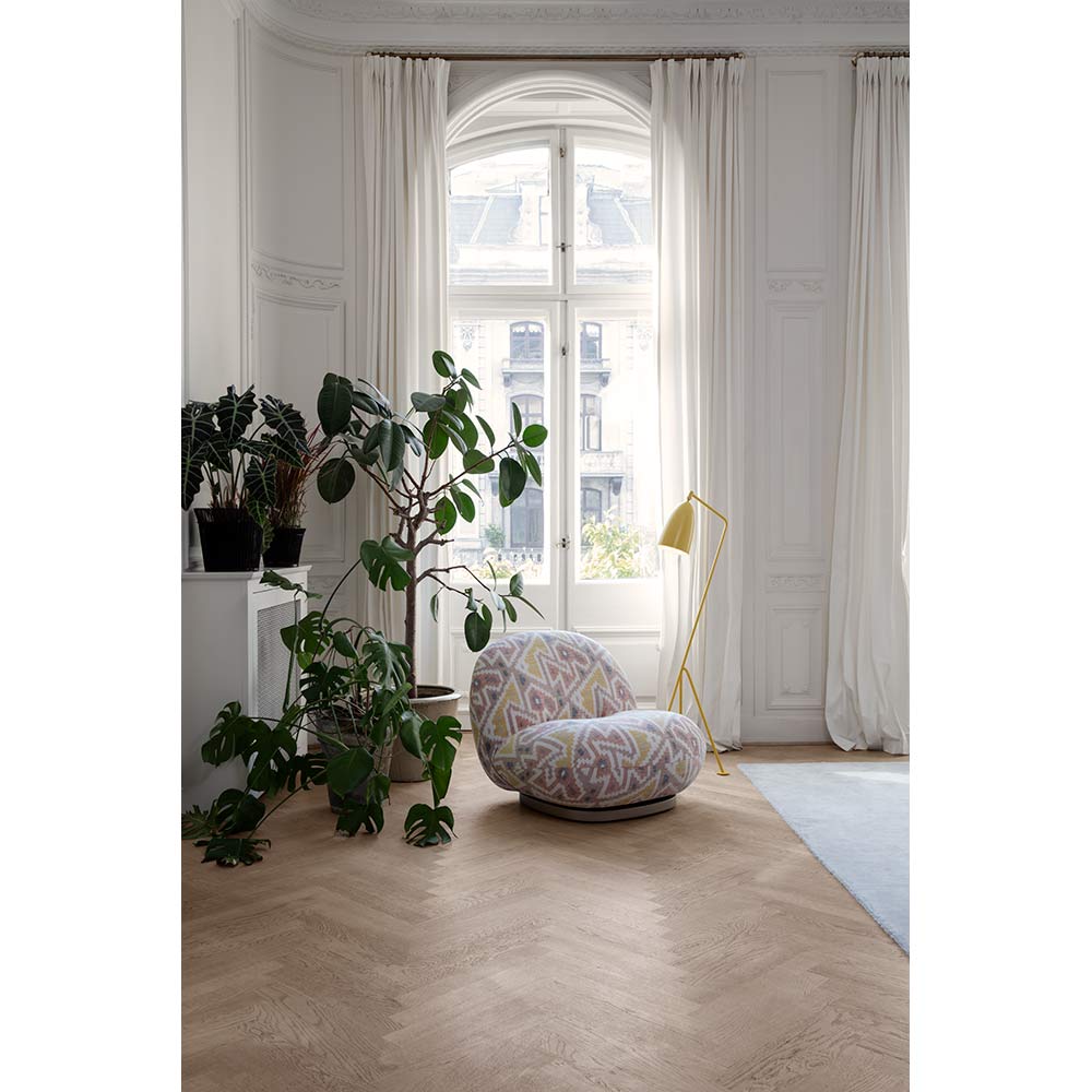 Grashoppa Floor Lamp - Warm Gray