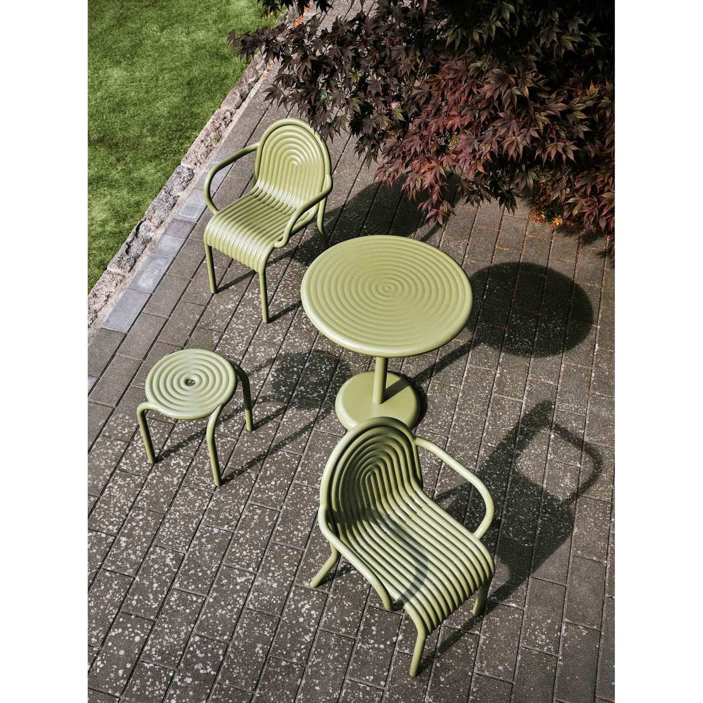 Groove Round Table - Moss