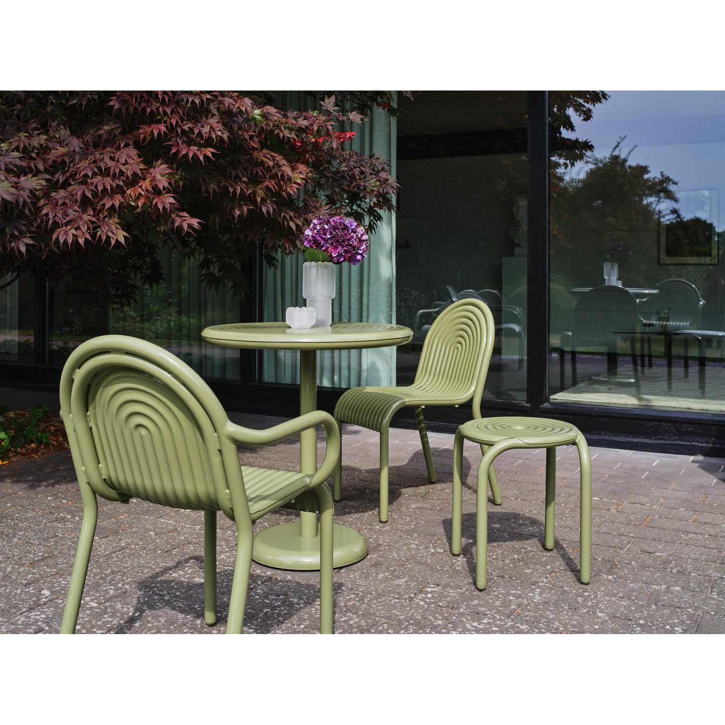 Groove Round Table - Moss
