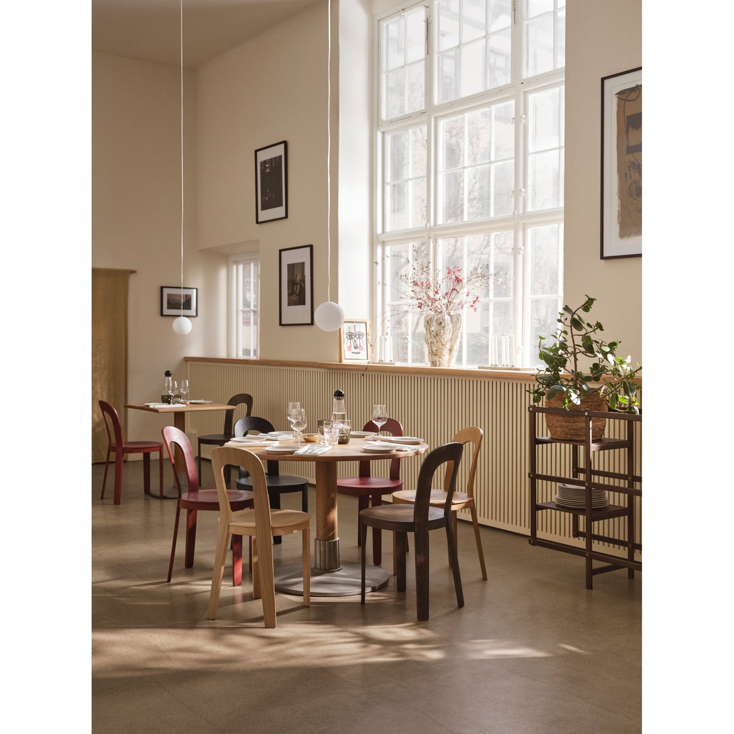 Tock Table Round - Oak