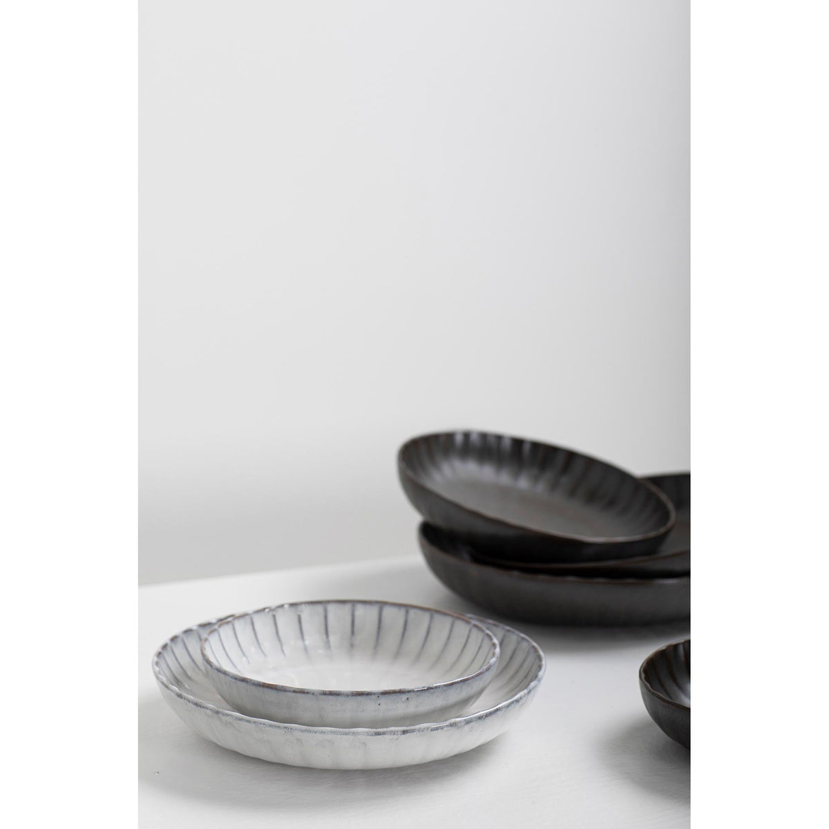 Inku White High Plate Set of 2 - Large