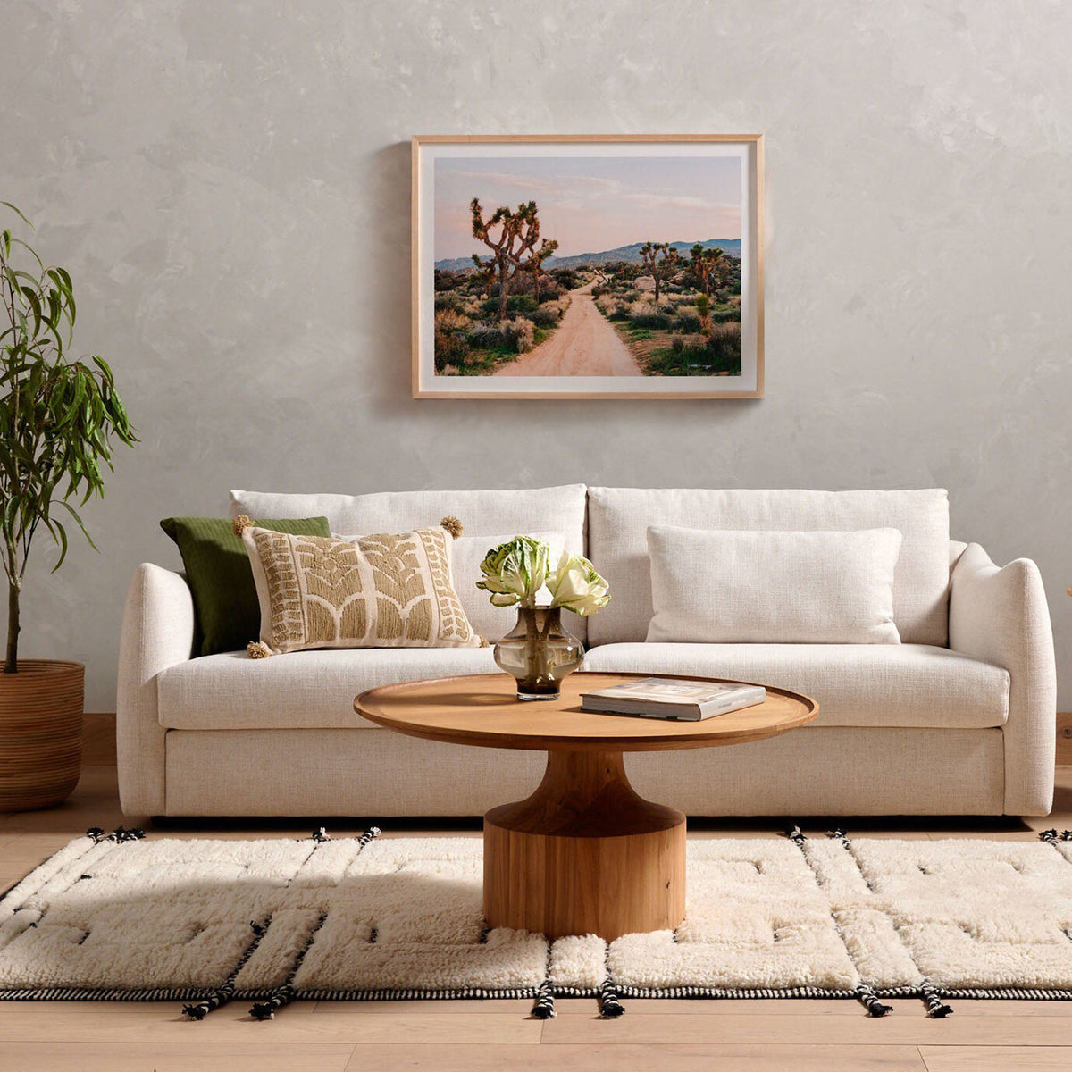 Kelsey Sofa-92" - Dover Crescent