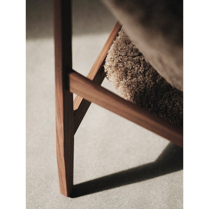 Knitting Lounge Chair - Dark Stained Oak, Sheepskin Root