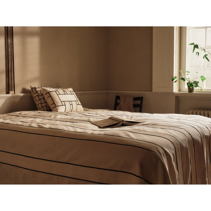 Lattice Offset Rectangular Cushion