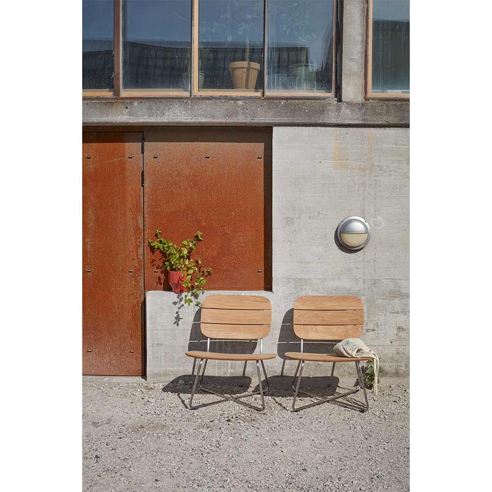 Lilium Outdoor Lounge Chair