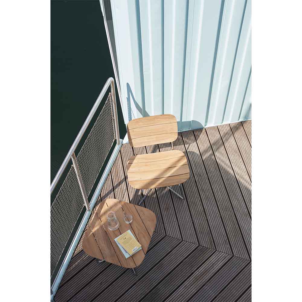 Lilium Outdoor Lounge Chair