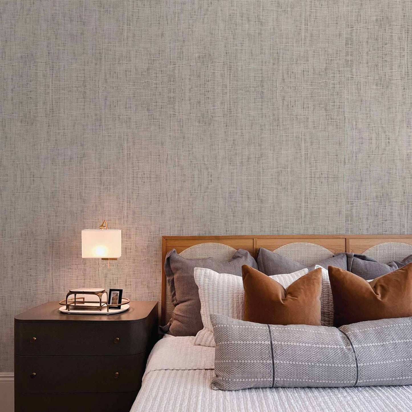 Loose Box Weave Paperweave Wallpaper - Light Natural on Black Boxweave