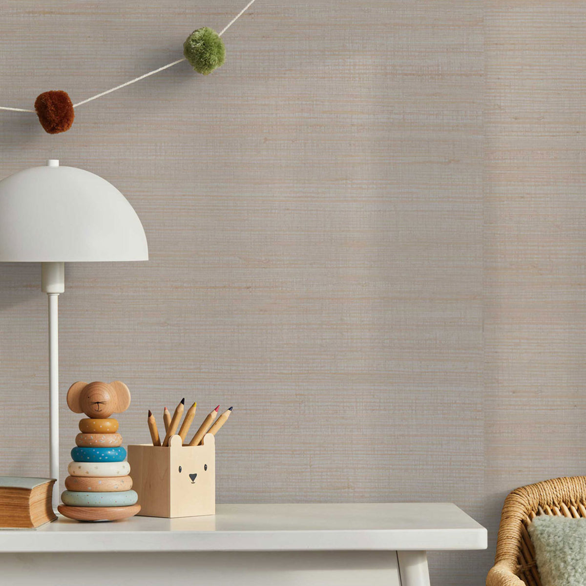 Loose Weave Jute Grasscloth Wallpaper - Pearled Natural on Silver