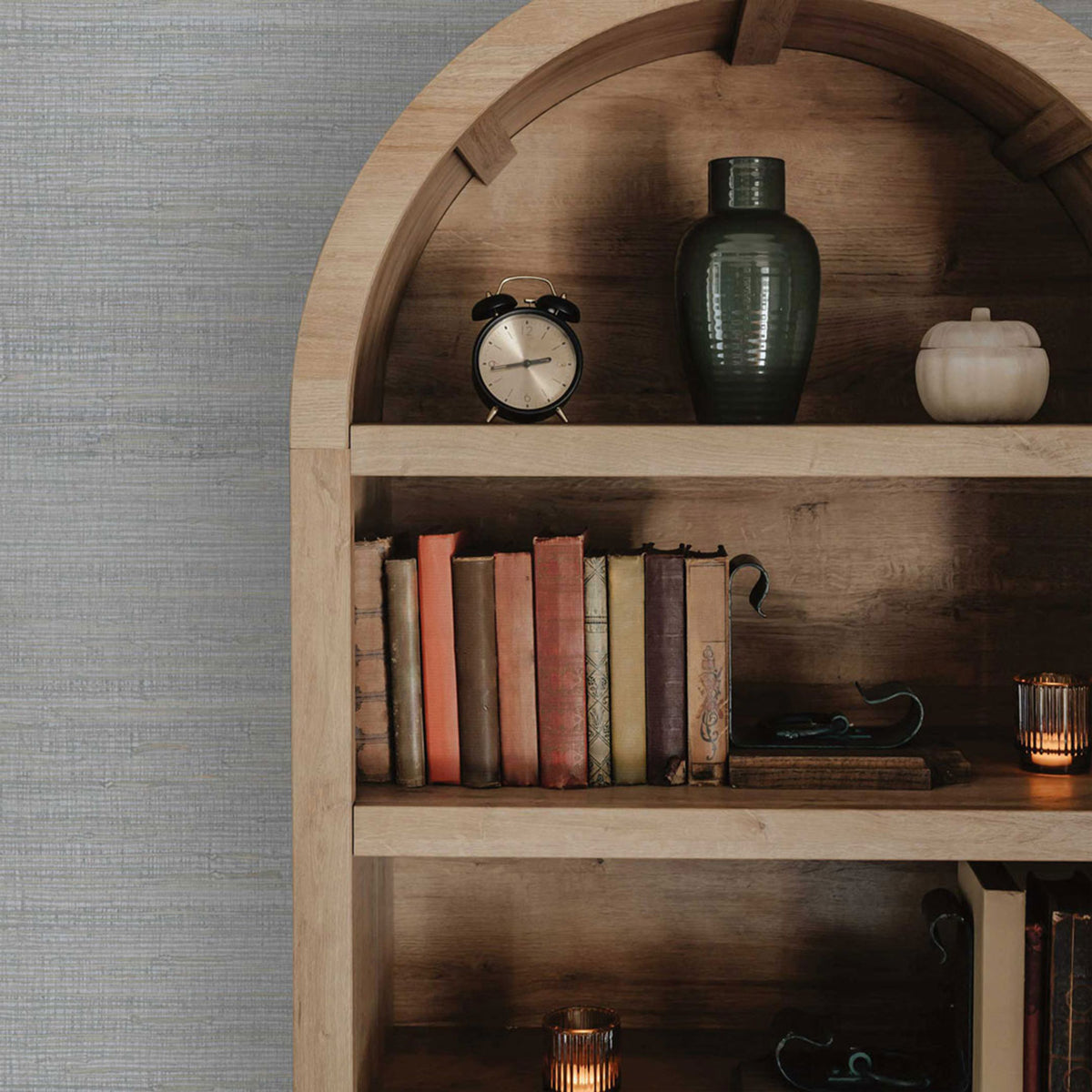 Loose Weave Jute Grasscloth Wallpaper - Silvered Natural on Silver