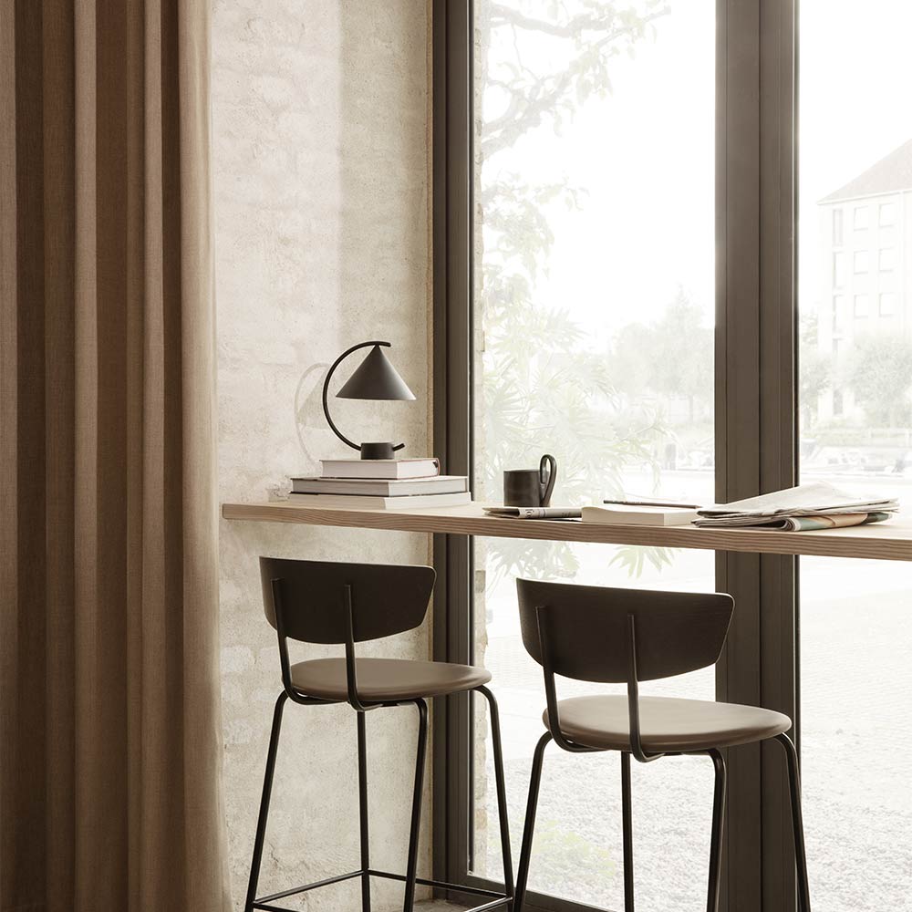 Meridian Lamp - Black