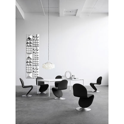 Mirror Sculptures 9 Pyramid