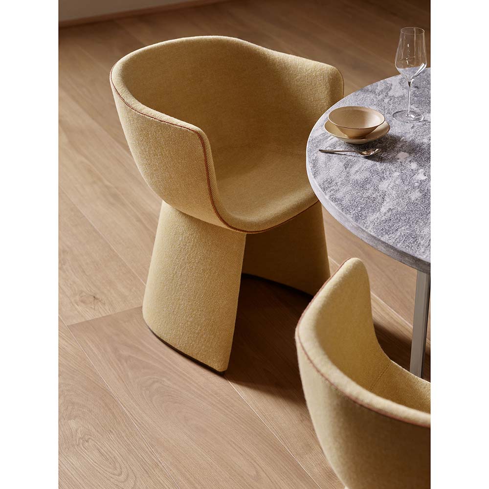 Monolit Dining Chair With Leather Piping - Hallingdal 407