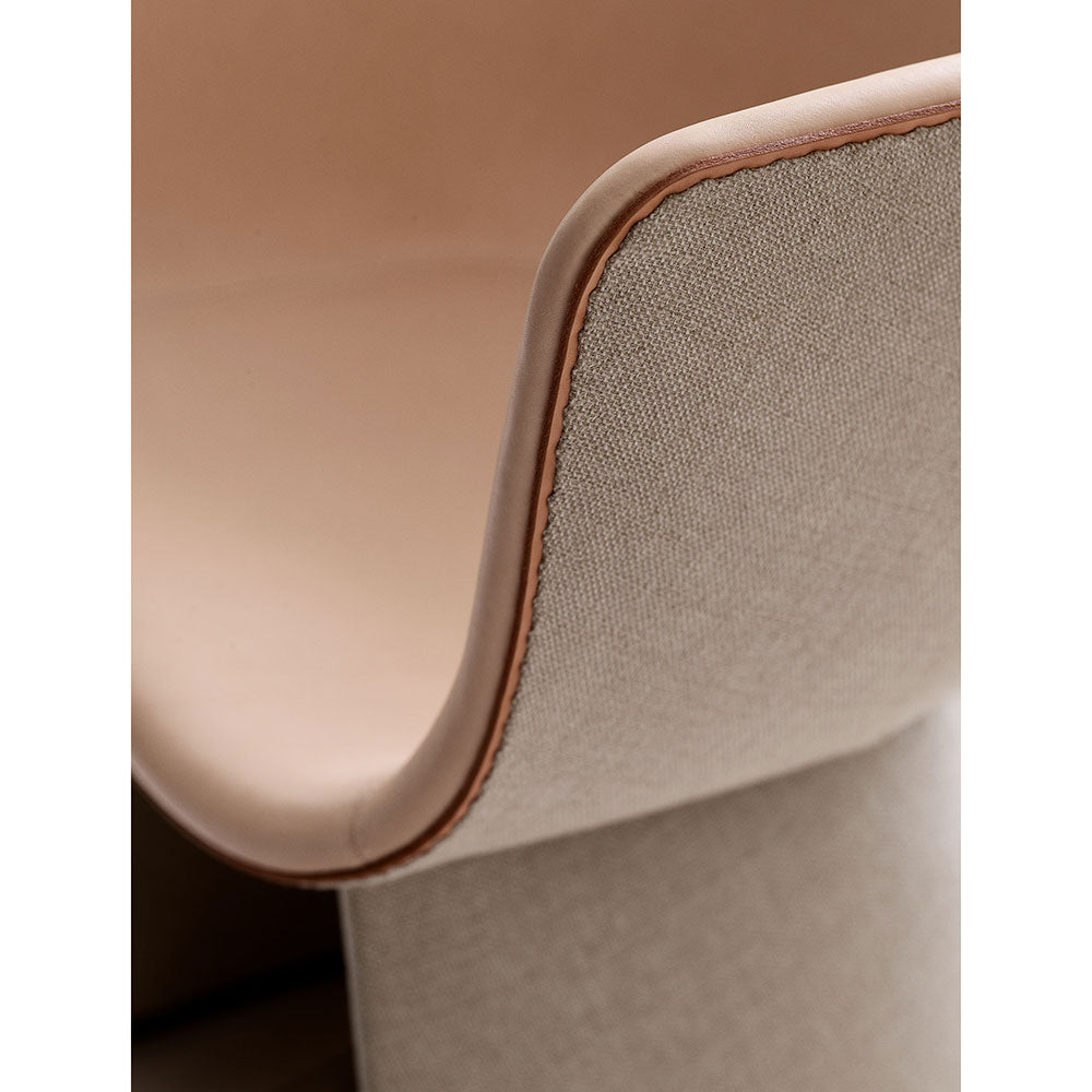 Monolit Lounge Chair With Leather Piping - Natural Leather, Sunniva 233