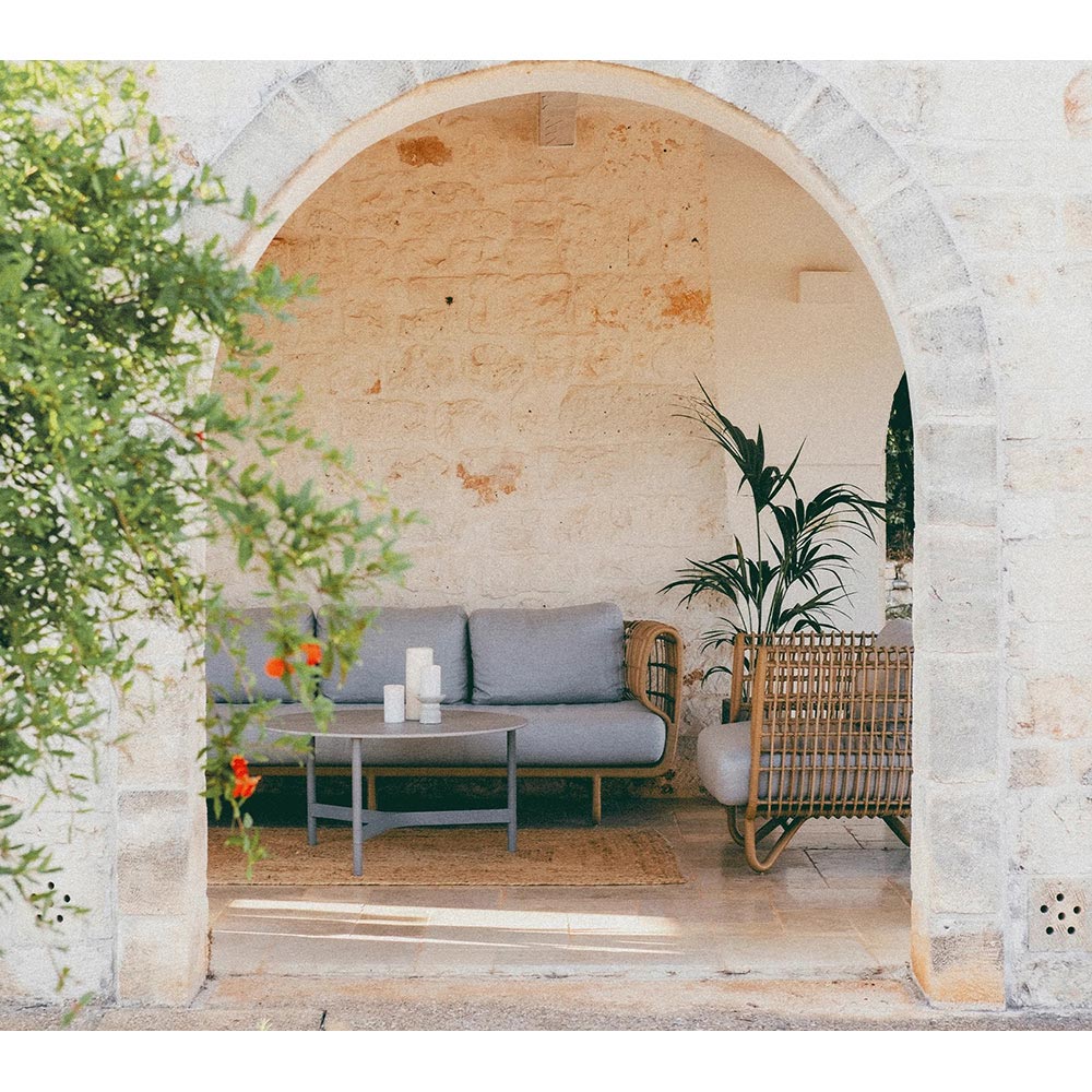 Nest Outdoor Lounge Chair - White Cushions, White Weave Frame