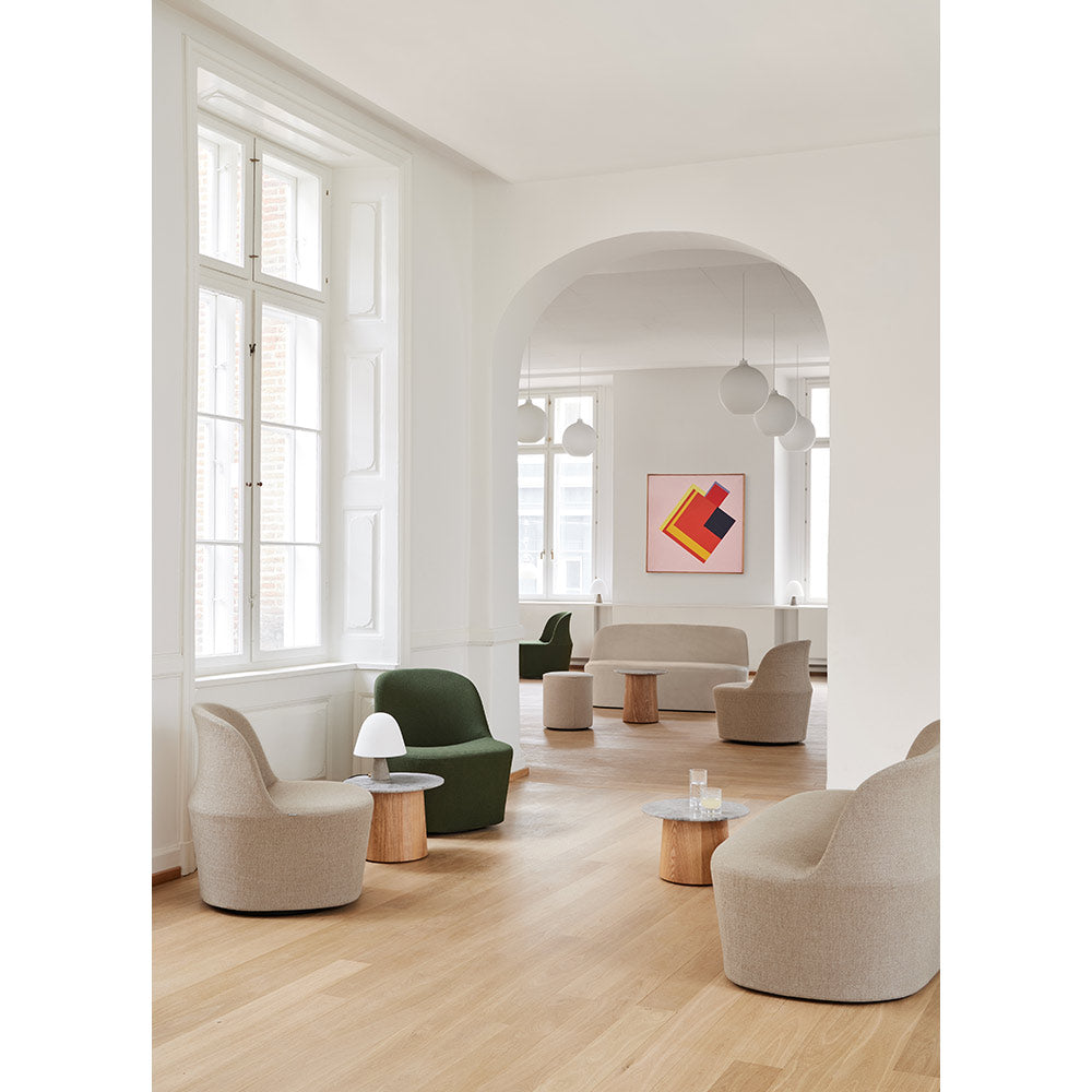 Niveau 17.4"W Round Coffee Table