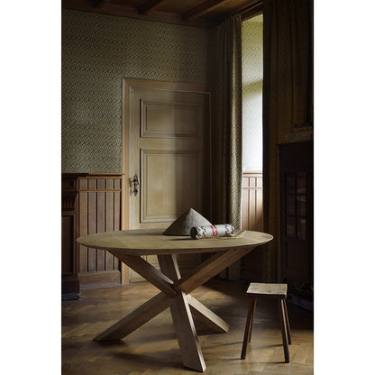Oak Circle dining table