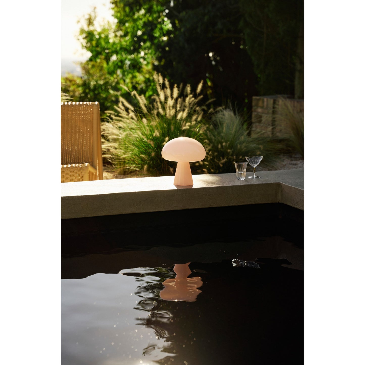 Obello Lamp - Powder Pink