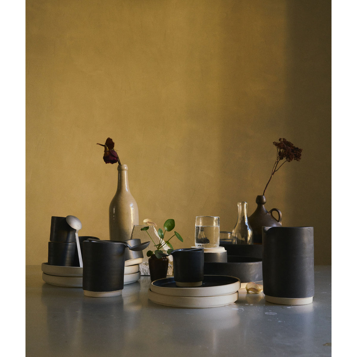 Otto Ceramic Plate Set of Two - Black, Small