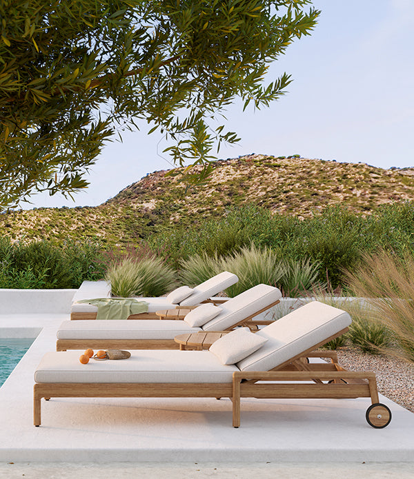 Outdoor Sunbeds & Loungers