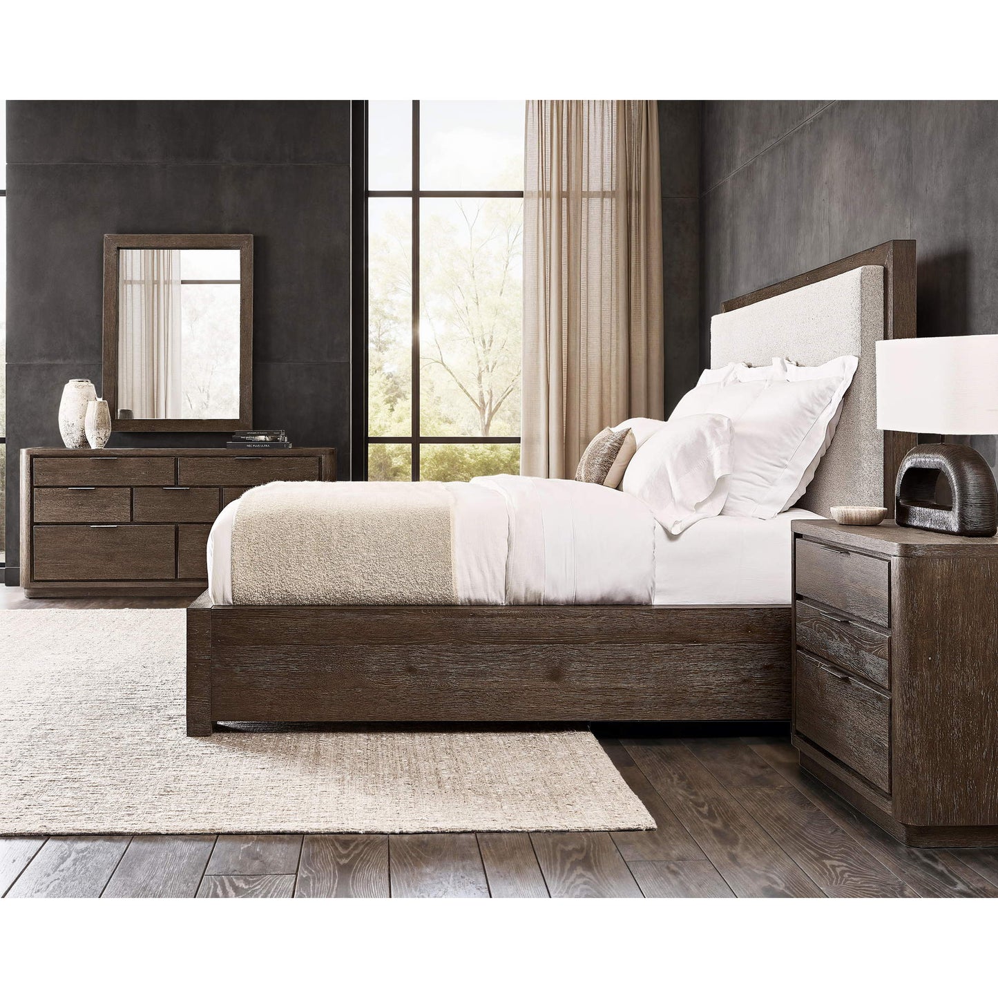 Outline Panel Bed