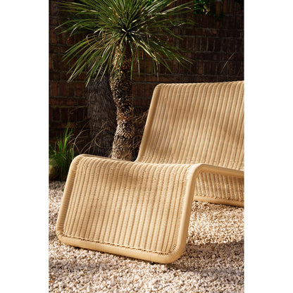 P3 Outdoor Lounge Chair