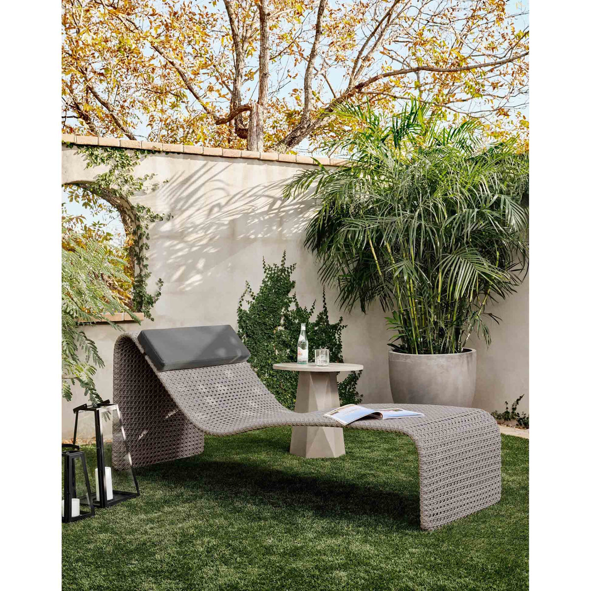 Paige Outdoor Woven Chaise - Arashi Graphite