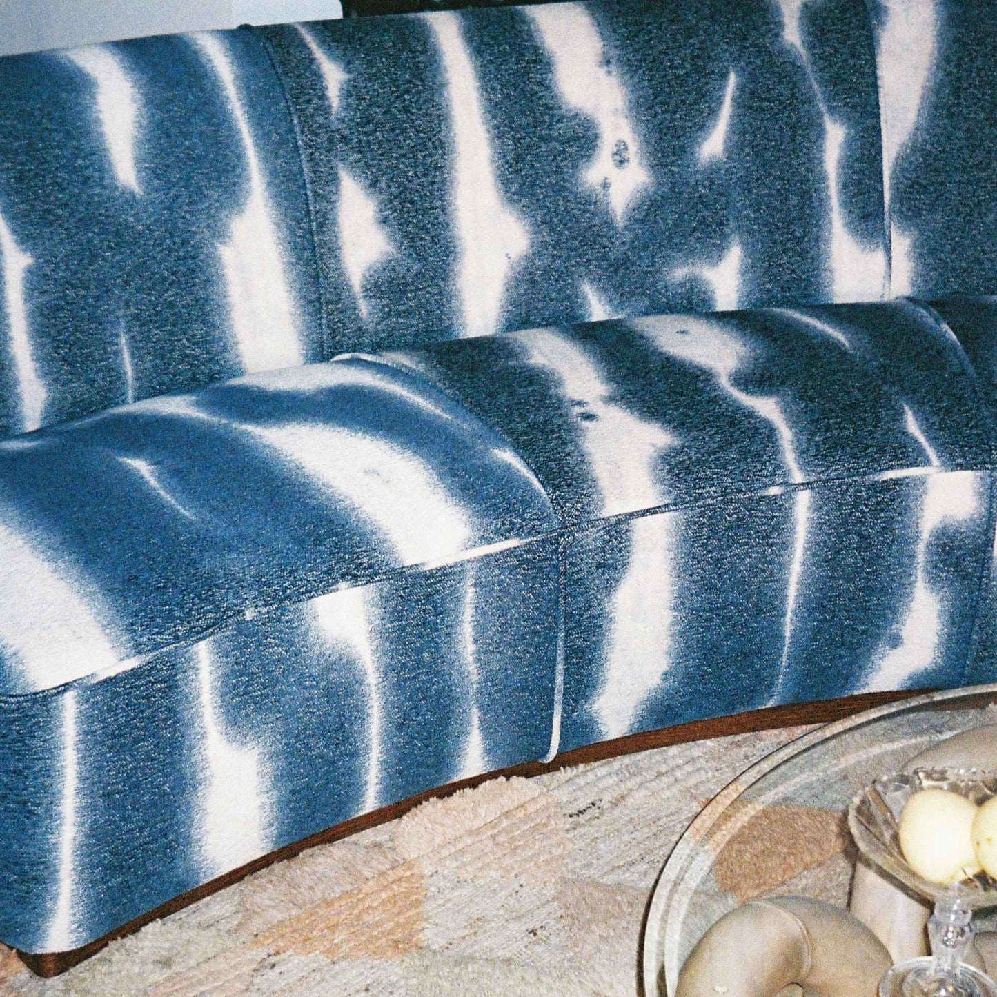 Paris Sofa - Xenia
