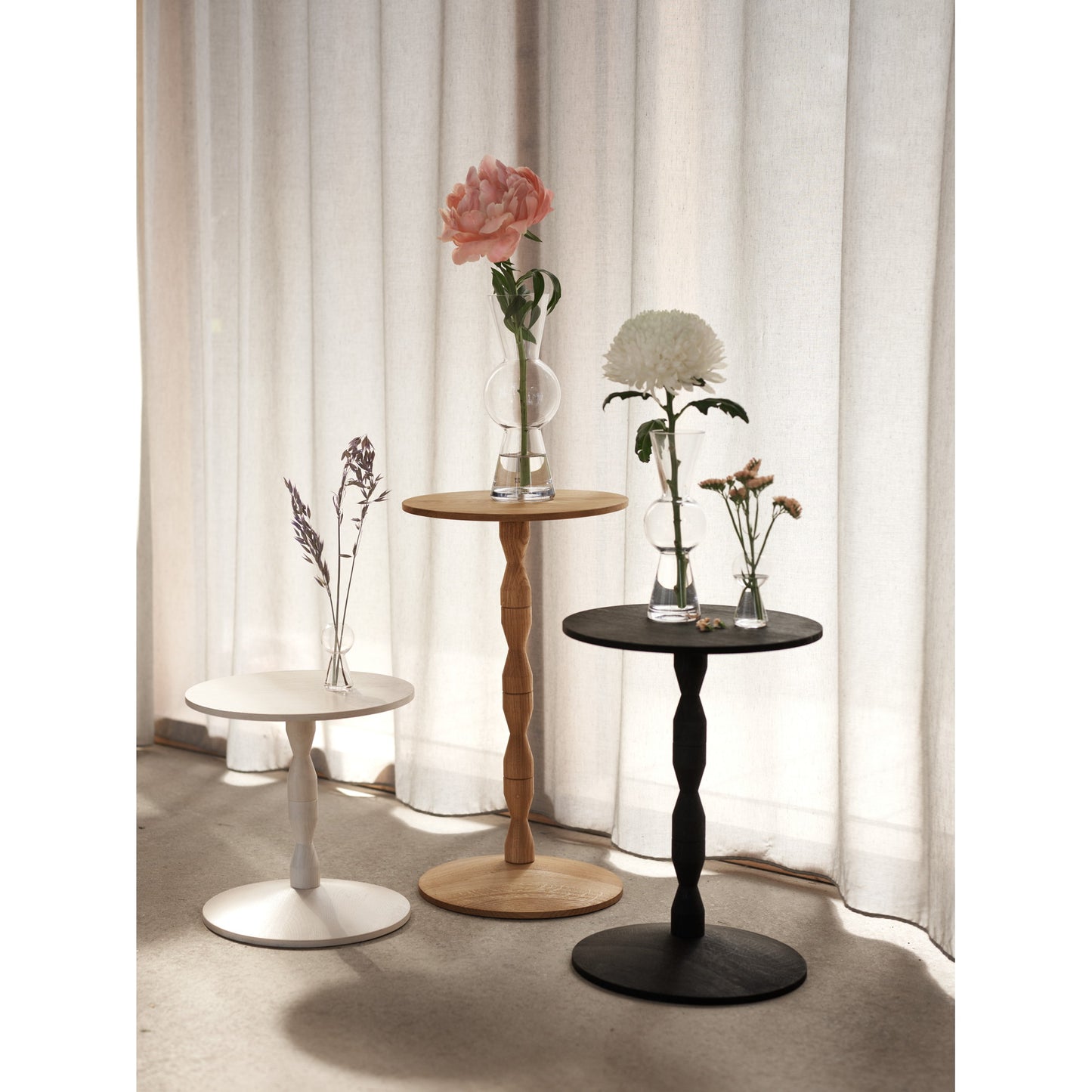 Pedestal Table - Oak