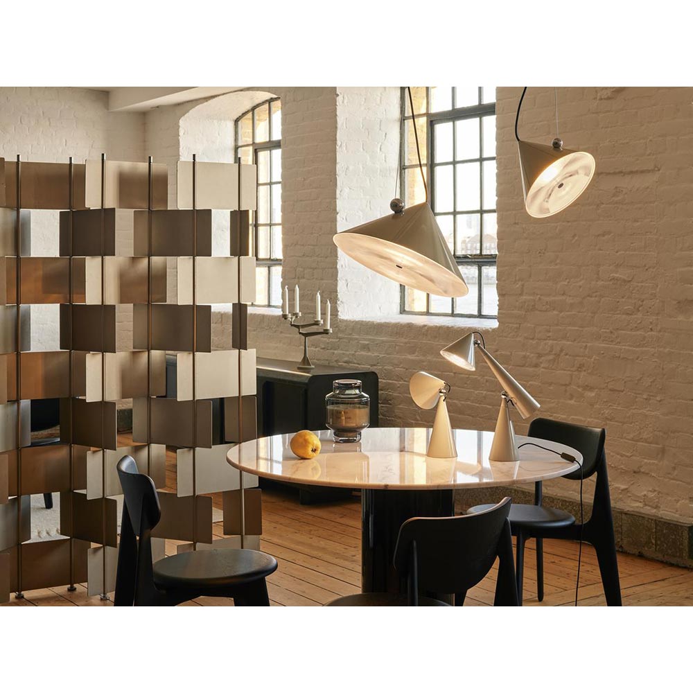 Pose Table Lamp - Putty