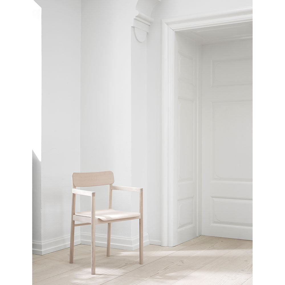 Post Armchair
