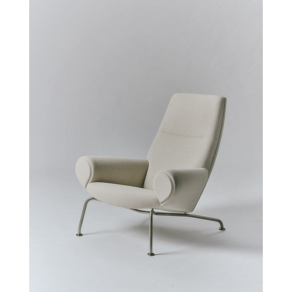 Queen Lounge Chair