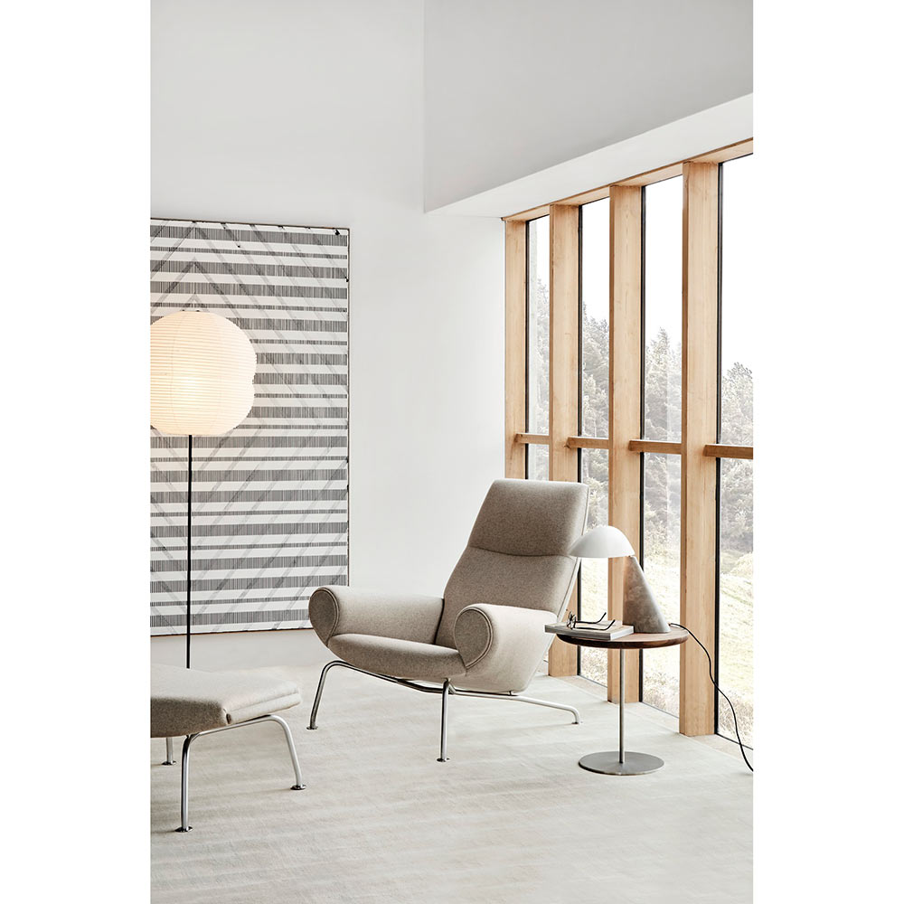 Queen Lounge Chair