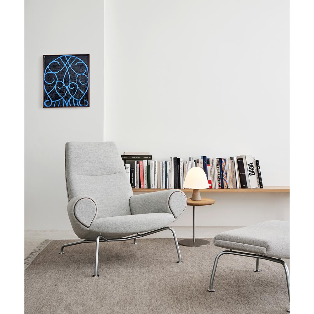 Queen Lounge Chair