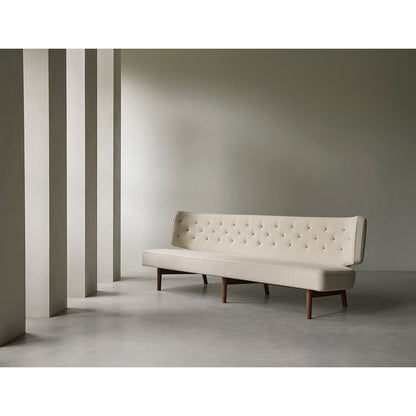 Radiohus Sofa P3 - Walnut