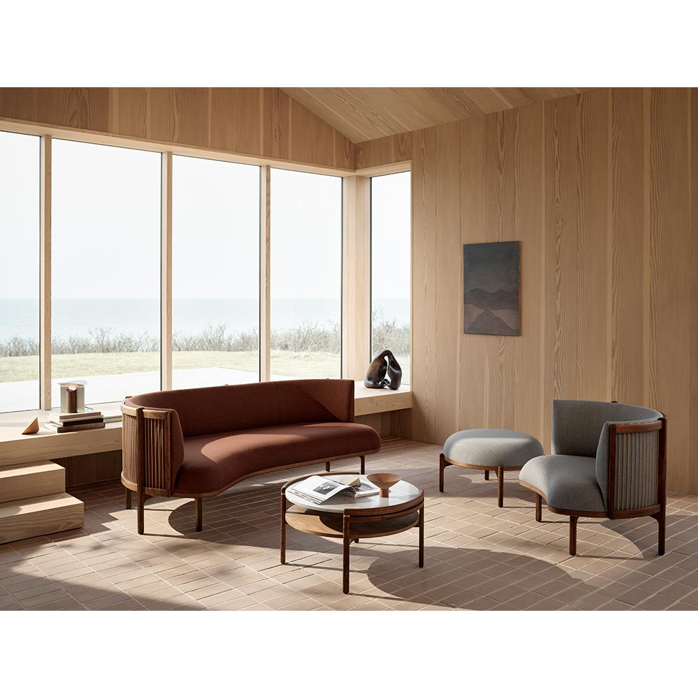 RF1904 Sideways Lounge Chair