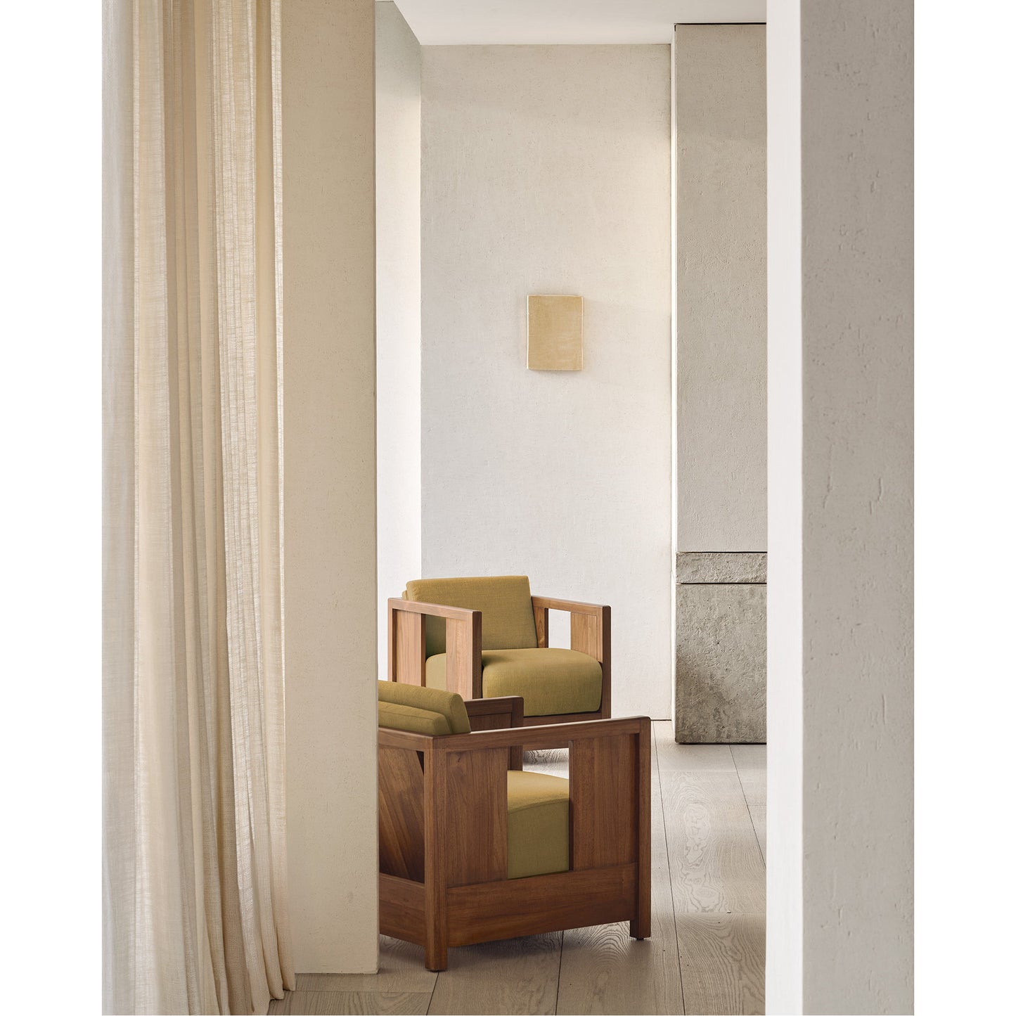 Roan Lounge Chair - Amber, Wild Brown Teak
