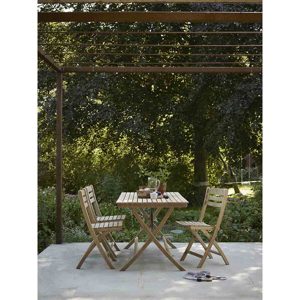 Selandia Outdoor Square Folding Dining Table