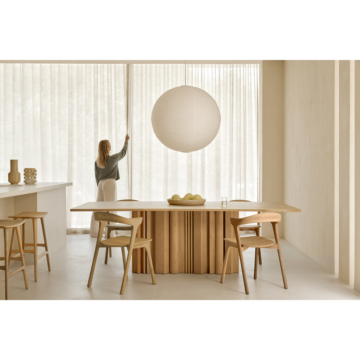 Sequence Dining Table - Oak