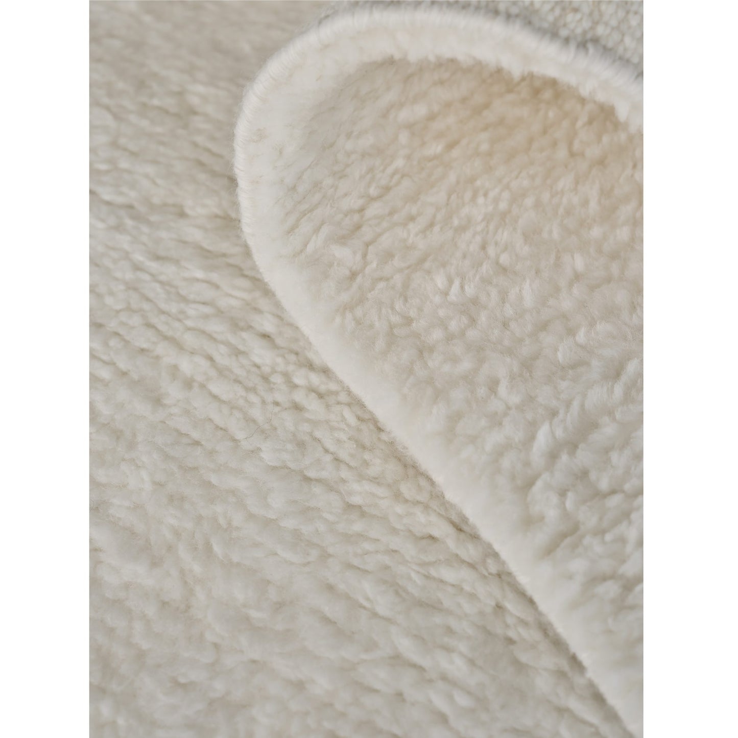 Soft Savannah Rug - White