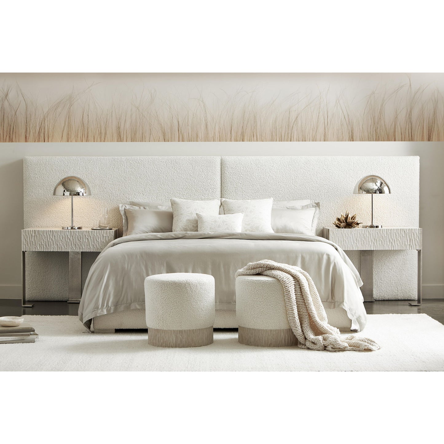 Solaria Panel Bed