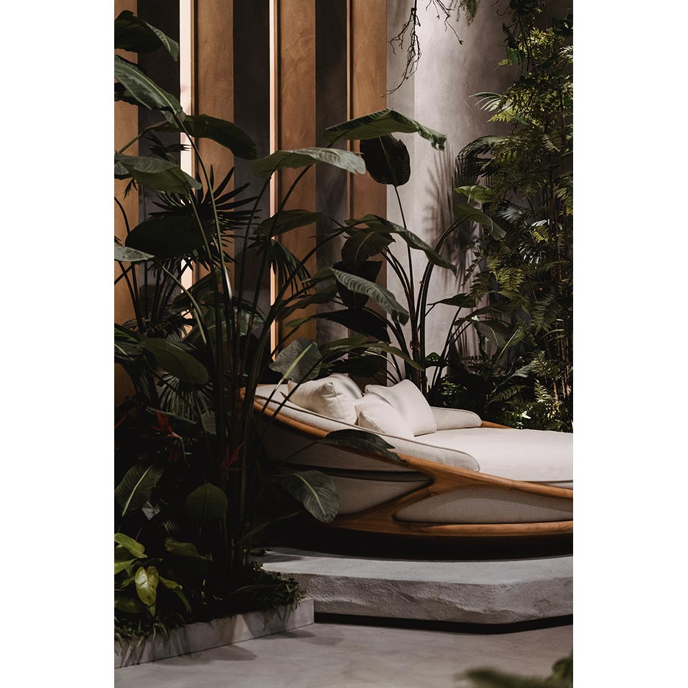 Solis Outdoor Daybed - Beige Boucle, Teak Frame