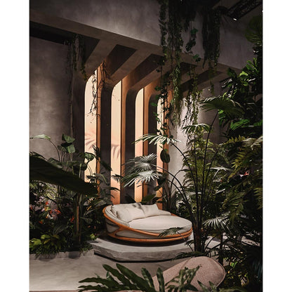 Solis Outdoor Daybed - Beige Boucle, Teak Frame