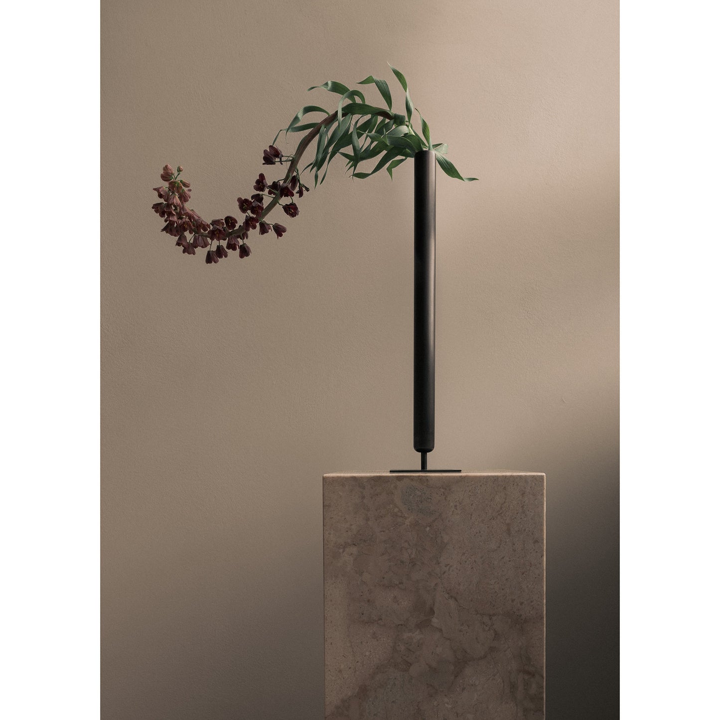 Stance Vase